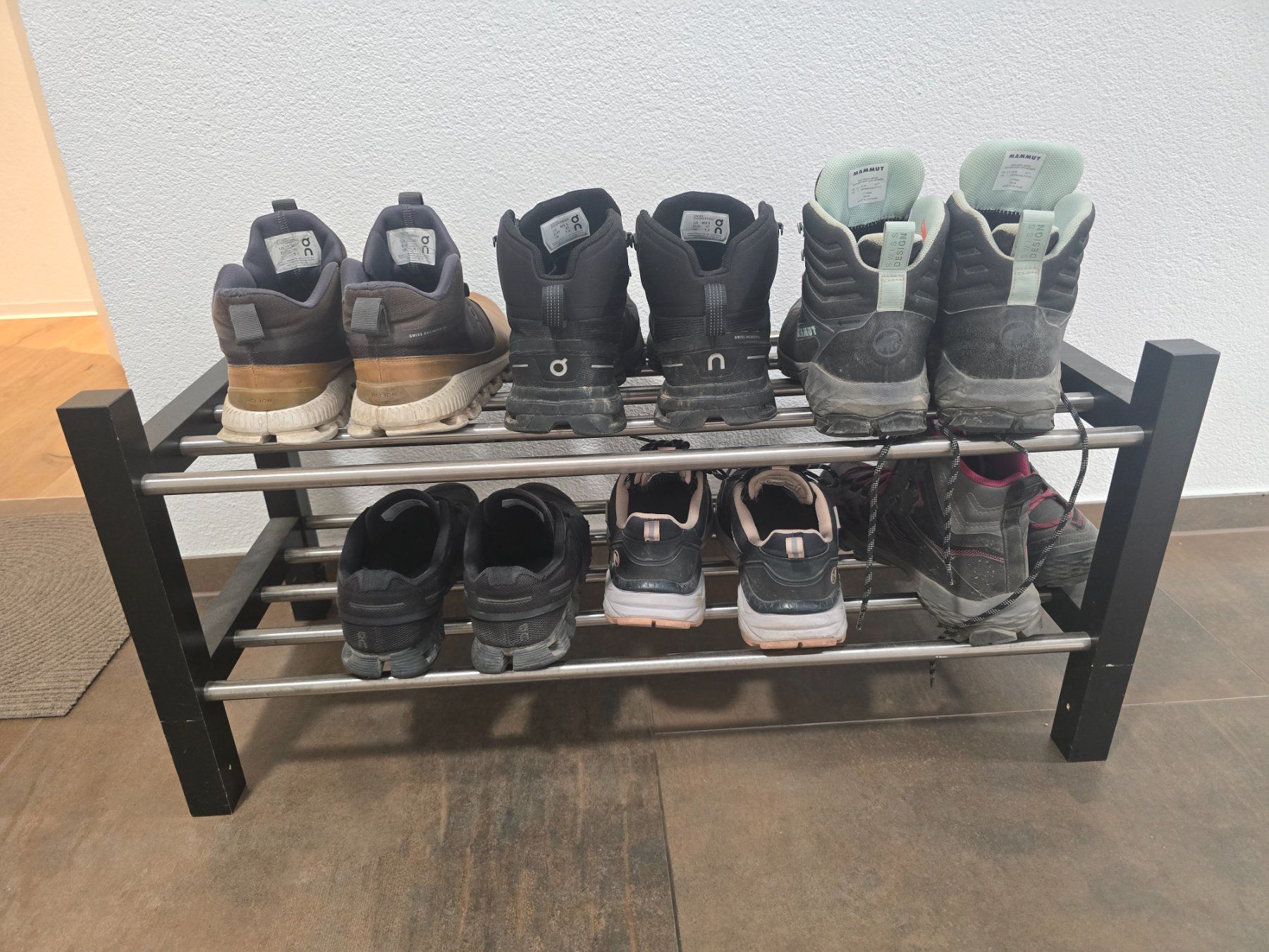 IKEA TJUSIG Schuhregal – Schwarz – sehr guter Zustand (Gebraucht) in Ried-Brig für CHF 10 – mit Lieferung auf Ricardo kaufen