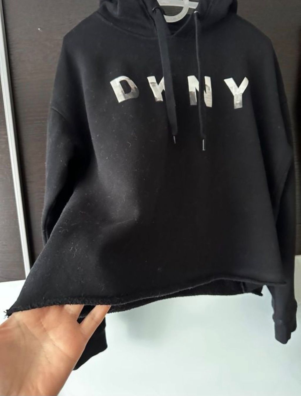 DKNY Anzüge & Kostüme: Lässiger Trainer schwarz von DKNY Gr. M – Neu (gemäss Beschreibung) aus Huttwil von DealAlpina 1