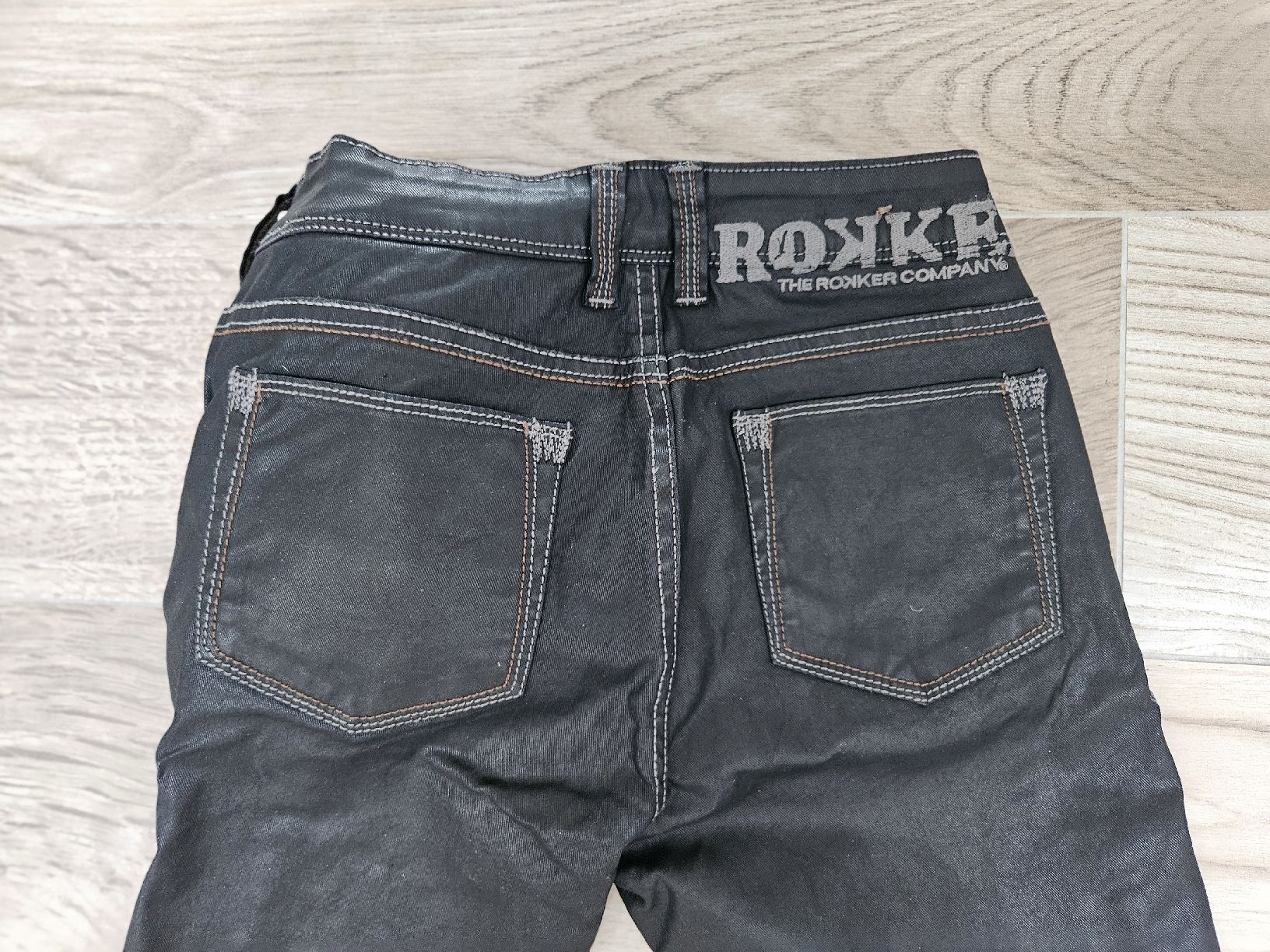 Rokker Pantaloni: "Diva Biker Style" Bikerjeans neuwertig!! – Nuovo (secondo la descrizione) da St. Gallen venduto da Bonita2026 3