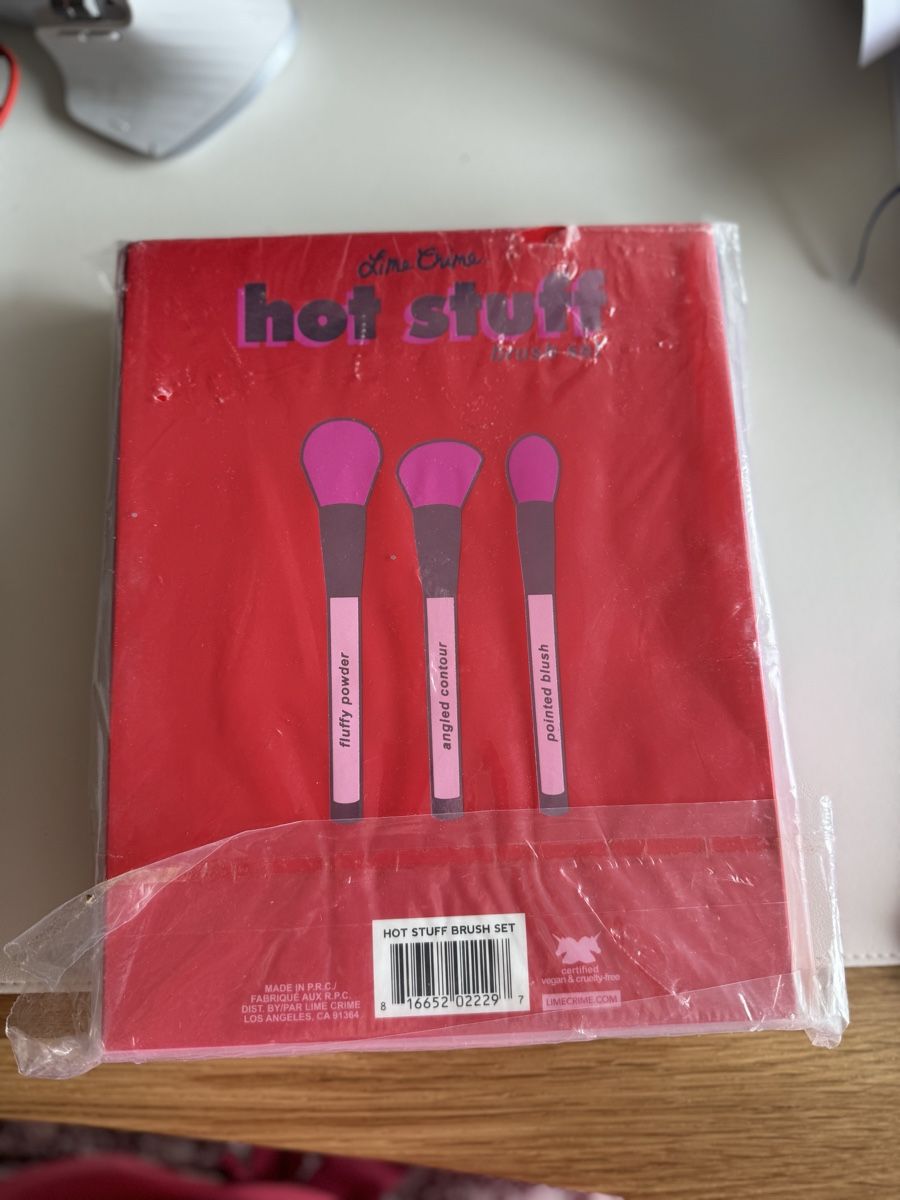 Make-up: Lime crime brushes – Neu und originalverpackt aus St-Gingolph von Ynatka 1