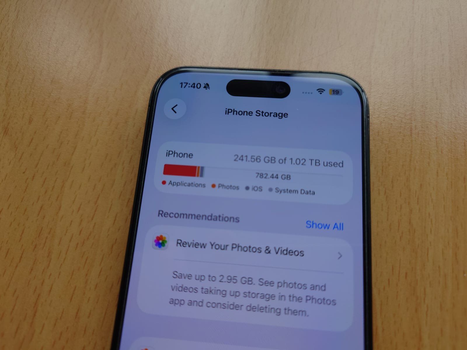 Apple Telefoni cellulari / Smartphones: iPhone 15 Pro (1024GB / 1TB) – Usato da Fribourg venduto da ein_bd8s 3