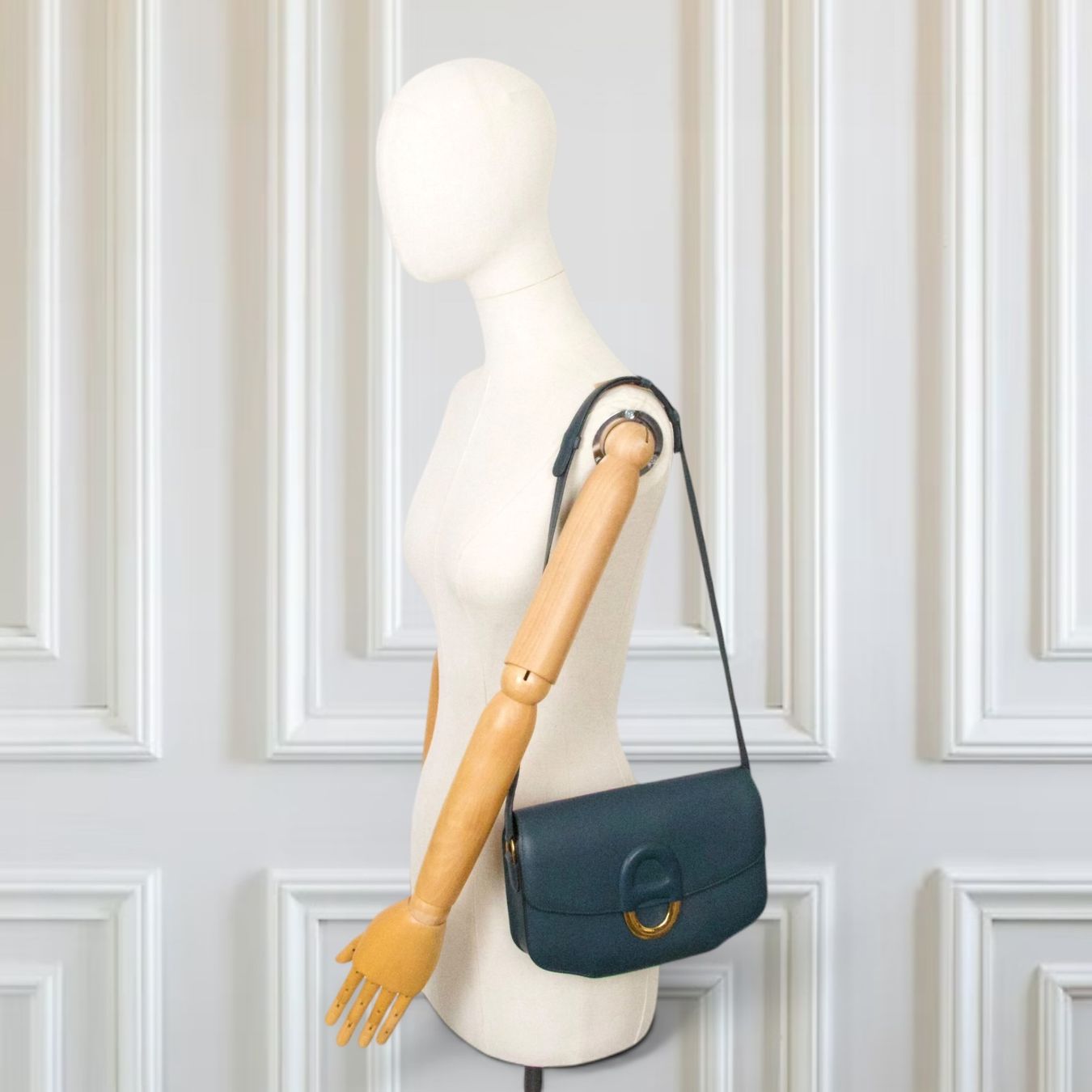 Hermès Borse da donna: Hermès Cherche Midi 25 Evercolor Bleu océan – Usato da Binningen venduto da Designerlabels 2