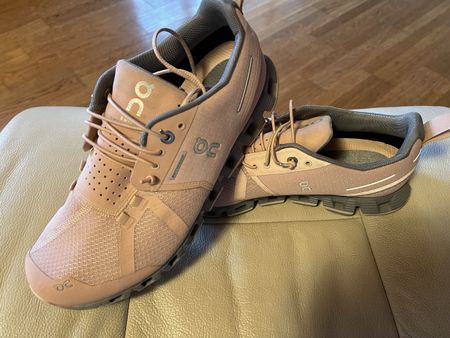 On Cloude Schuhe 40