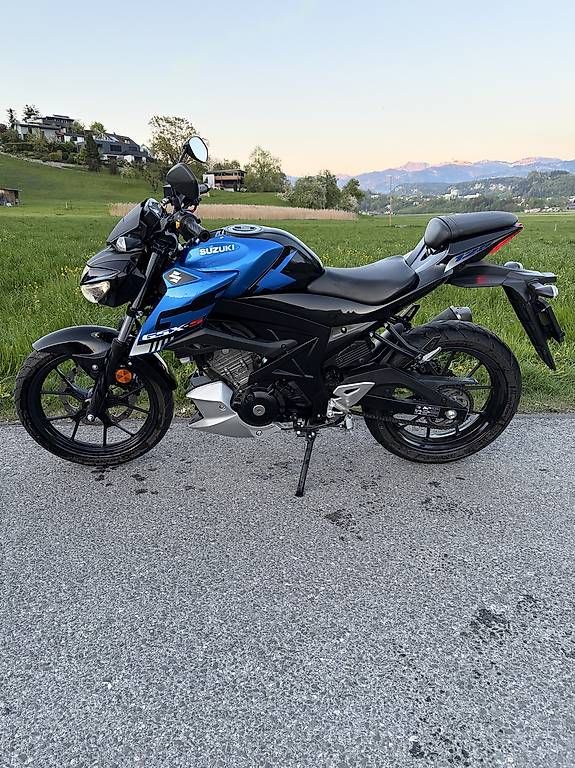 Strasse: Suzuki GSX-S  – Gebraucht aus Mauren von Deli..06 3