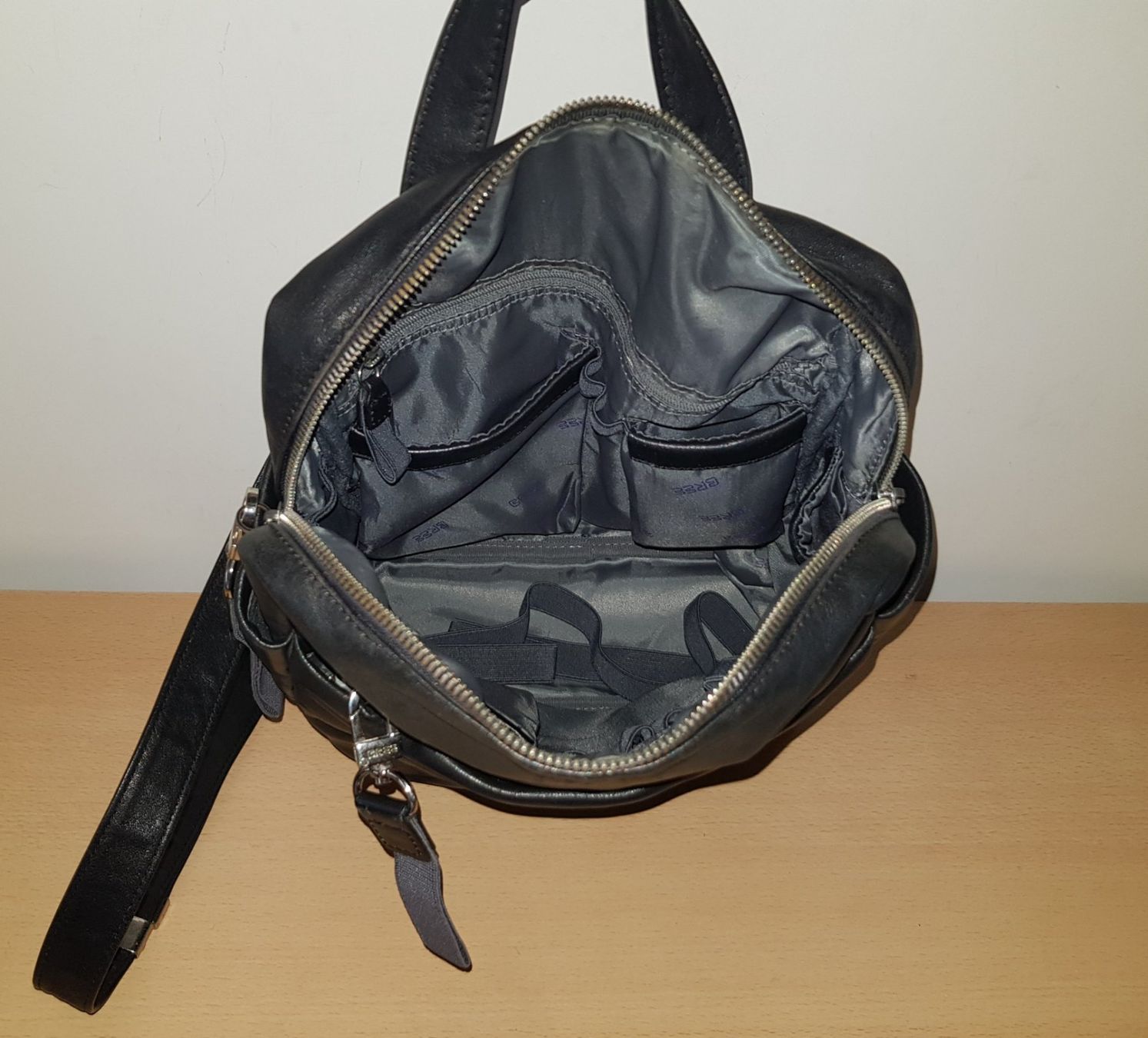 Bree Rucksäcke: Bree Leder Rucksack in Schwarz – Gebraucht aus Basel von Birs868 7