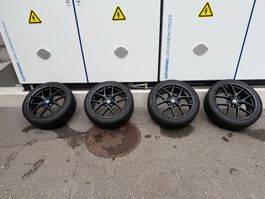 BMW F40 18 Zoll M-Performance Winter Komplettradsatz