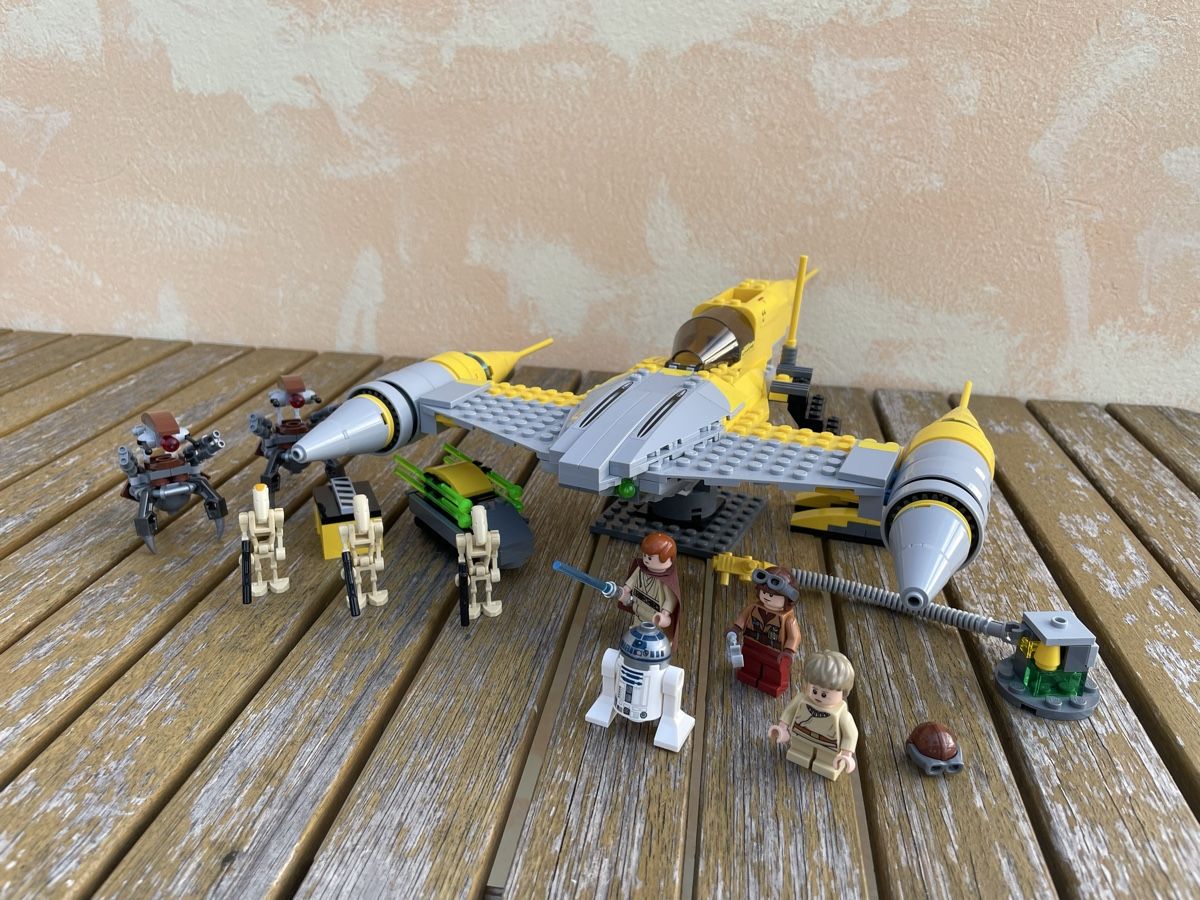 Lego Baukästen: Lego Star Wars 75092 Naboo Starfighter – Gebraucht aus Zürich von Kashyyyk4