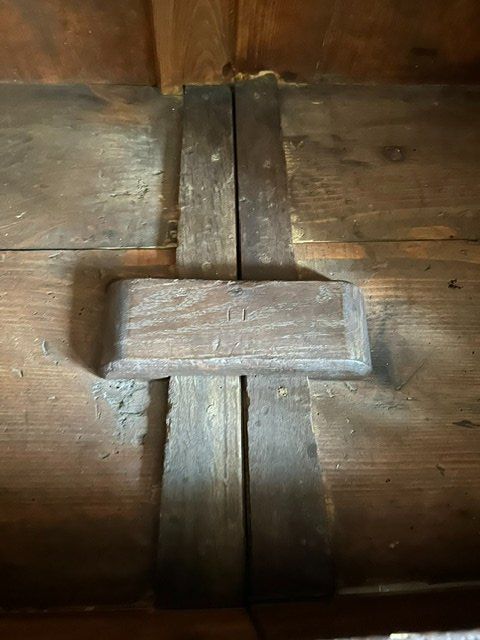 Armadi: Alter Bauernschrank – Usato da Grosshöchstetten venduto da gordes10 4