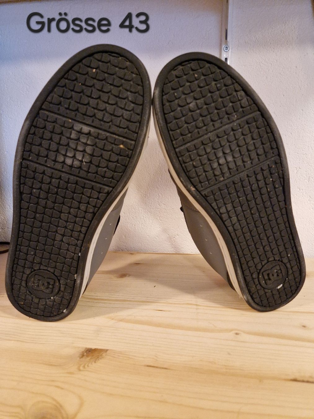 DC shoes Scarpe da uomo: DC Sneakers – Usato da Einsiedeln venduto da Radiofreund 2