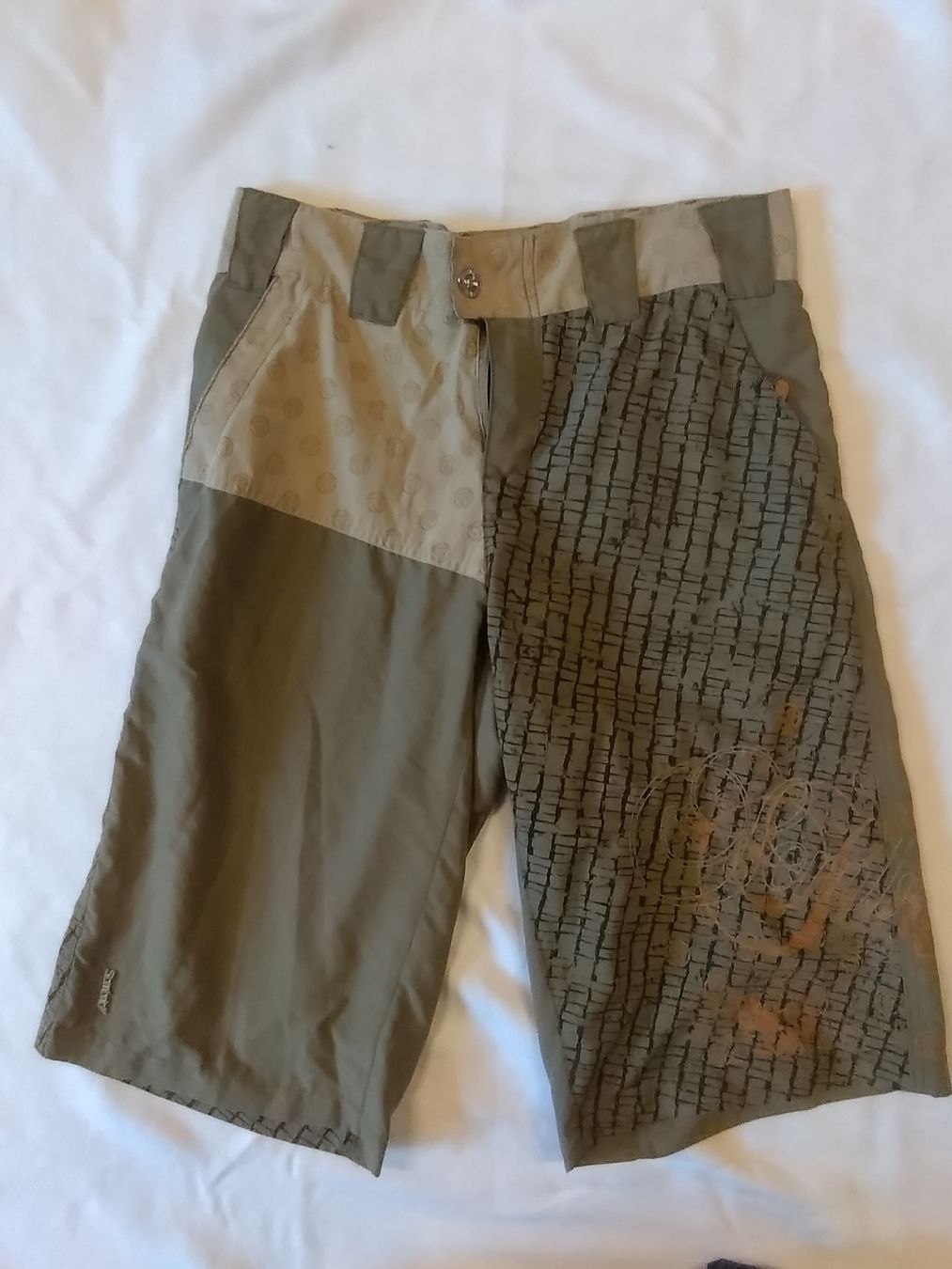 Pantaloni: Short VTT Sombrío Taille L – Usato da Farvagny-le-Grand venduto da LaCaverne