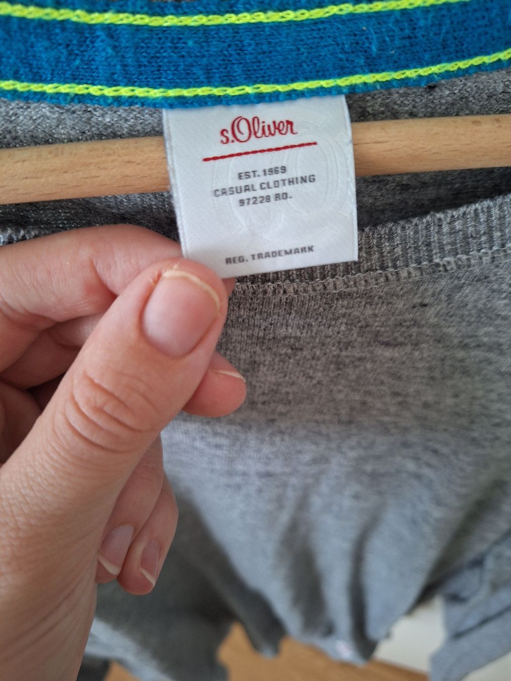 S.Oliver Pullover & Sweatshirts: Männer Sweatshirt S. Oliver, graumeliert / XL – Gebraucht aus Buochs von DasBaerchi 2