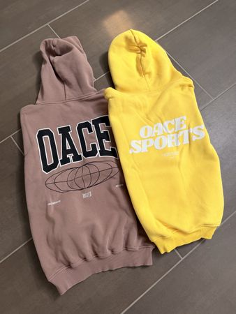 2x OACE Kapuzenpullover Grösse L neuer Zustand