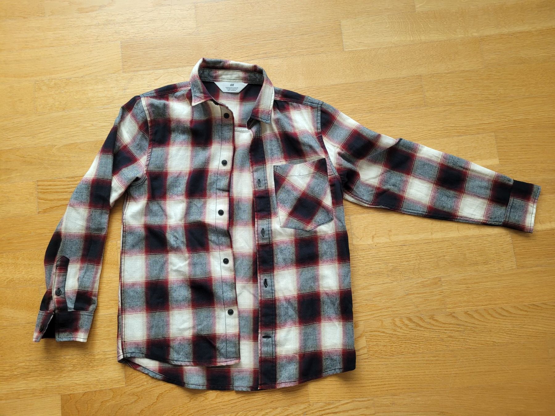 H&M Camicie, T-shirt & Polo: Kinderhemd gr. 146 – Usato da Winkel venduto da Madziacz