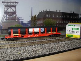 N: 2 x Rungenwagen beladen