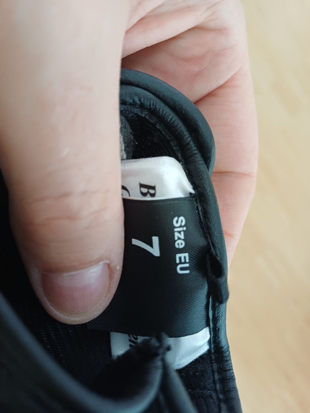 FLM Guanti & manicotti: Motorradhandschuhe FLM Leder Grösse 7 EU gebraucht – Usato da Herbligen venduto da adr_yr2m 3