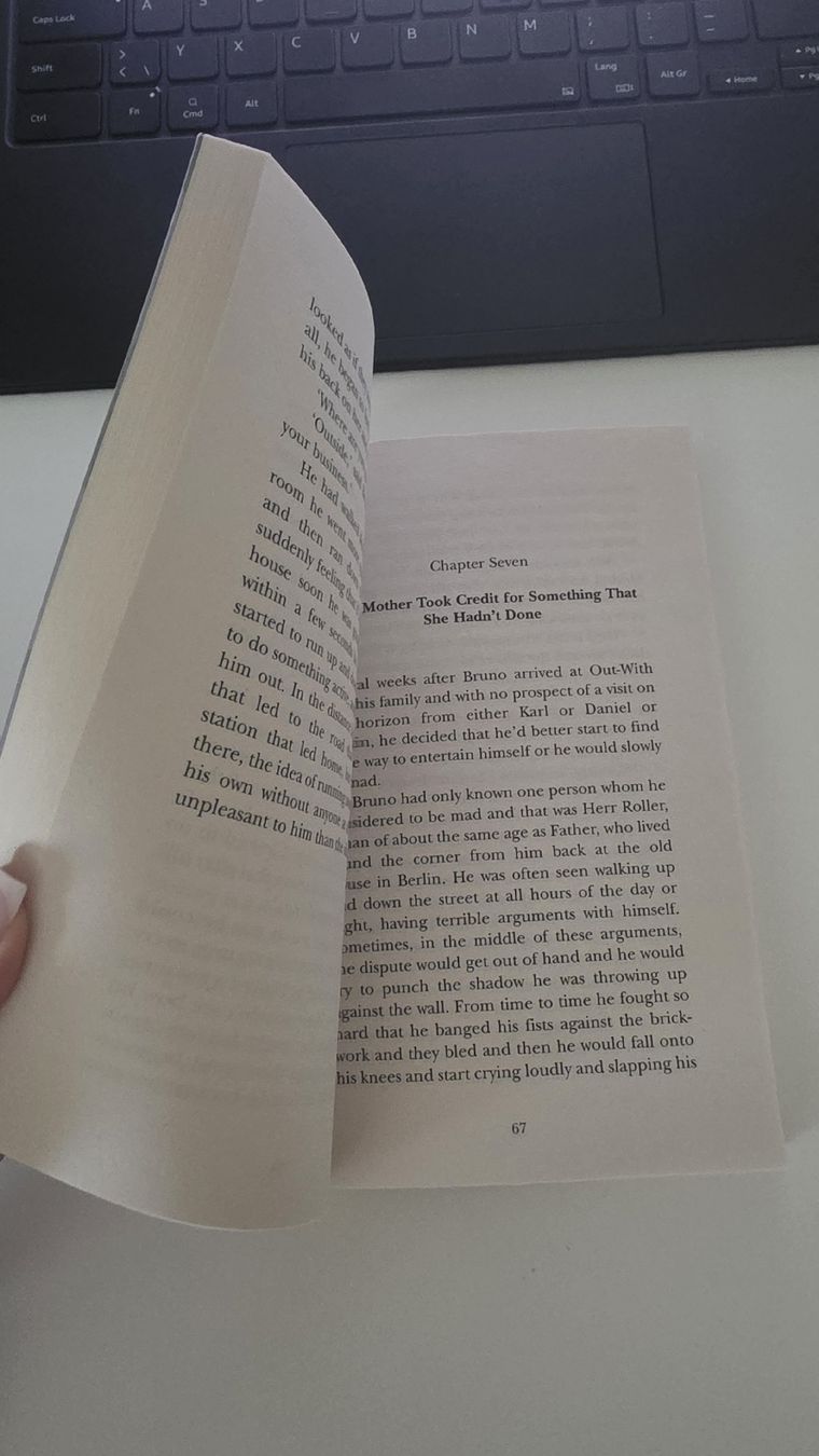 Libri: Buch "The Boy in the Striped Pyjamas" John Boyne – Nuovo (secondo la descrizione) da Glattfelden venduto da lenaaa_07 2