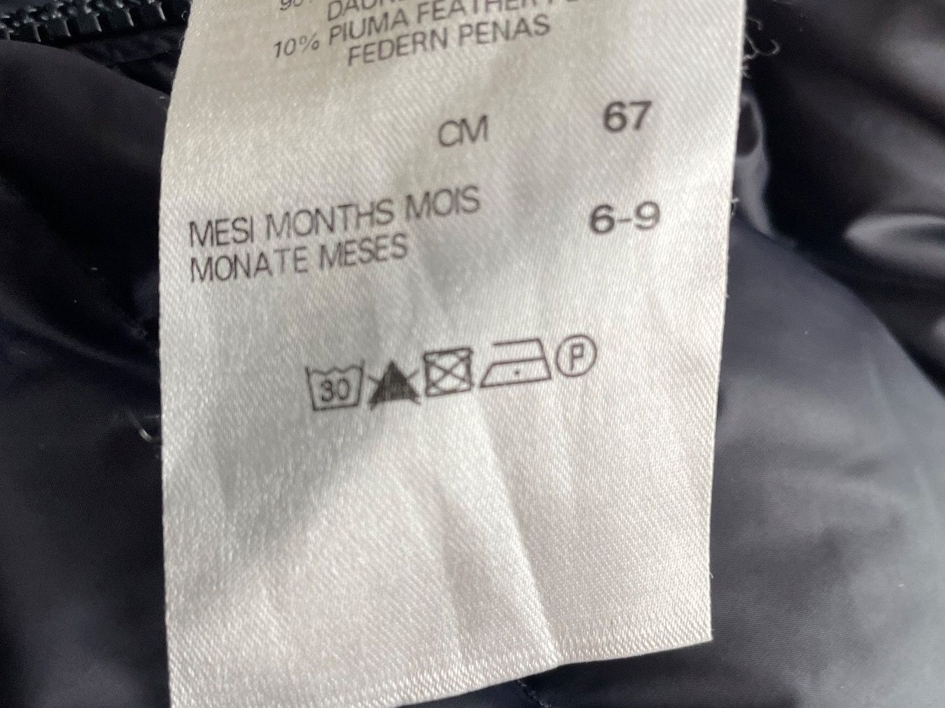 Moncler Giacche & Cappotti: Combinaison hiver bébé Moncler avec fourrure – Usato da La Chaux-de-Fonds venduto da Kent_walker 5