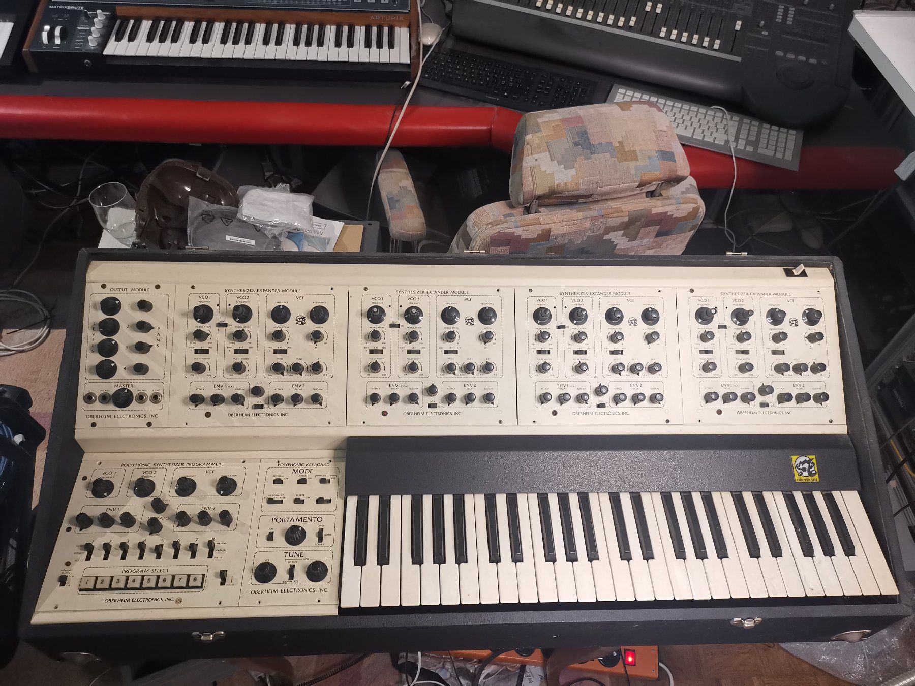 Oberheim Electronics Strumenti musicali: Oberheim 4 Voice – Difettoso da Schaffhausen venduto da Ws5