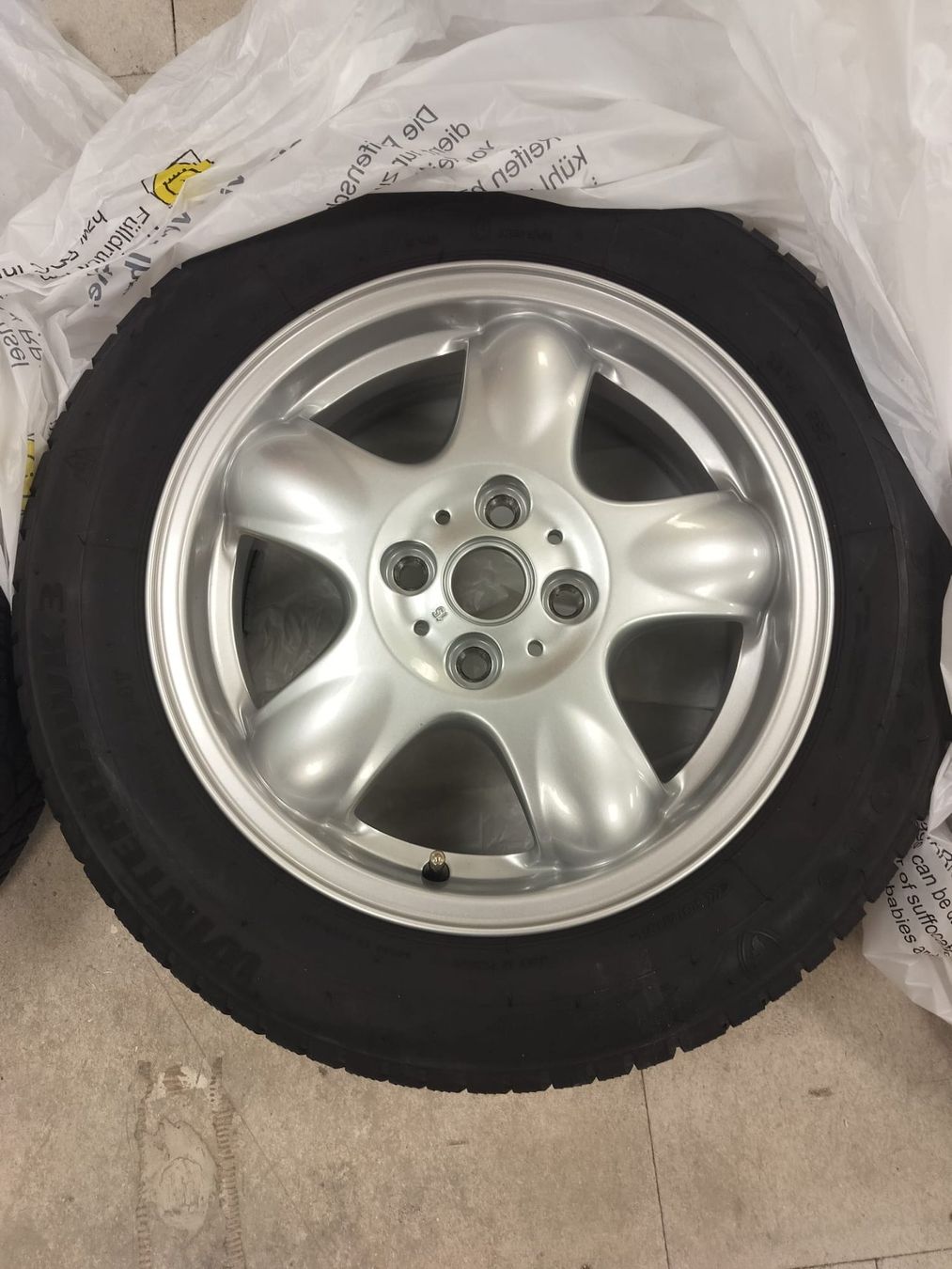 Mini Cerchioni: Felgen 175/65R15 – Usato da St. Gallen venduto da Orpington76 4