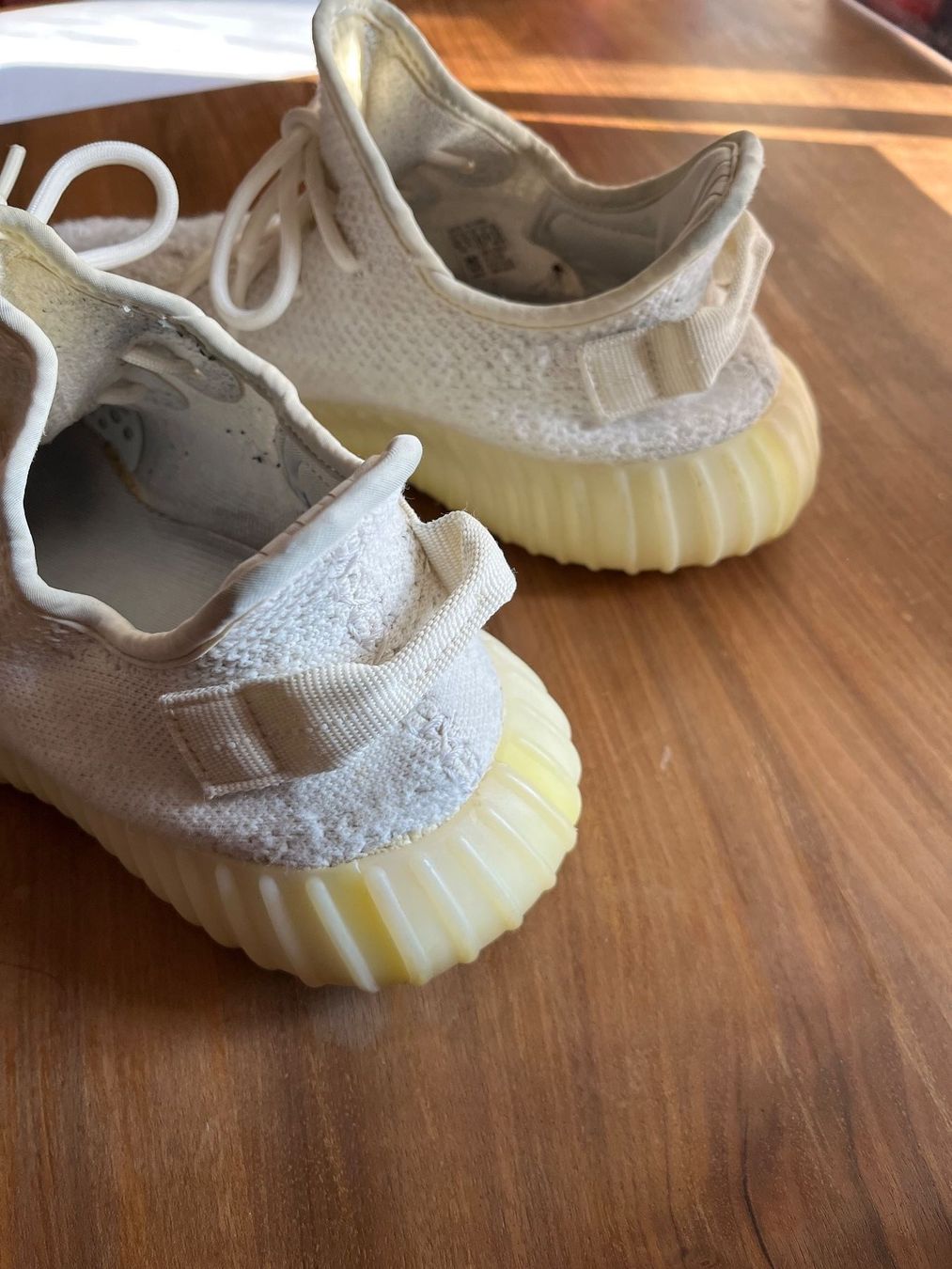 Adidas Scarpe da uomo: Adidas - Yeezy 350 Boost V2 - Cream White – Usato da Erlach venduto da migdep985 2