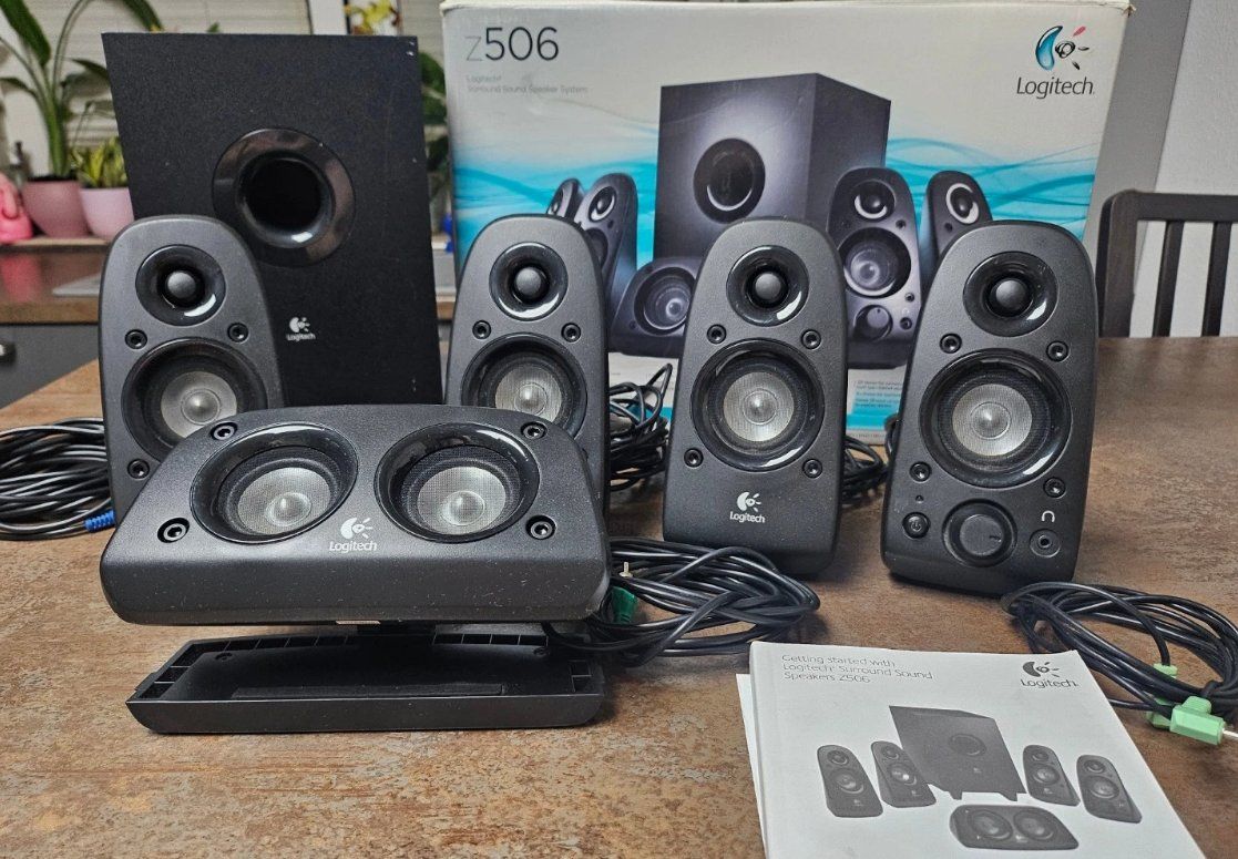Logitech Haut-parleurs: Logitech Z506 Surround Lautsprecher System – D'occasion à Möhlin par Kolleg_essig 1
