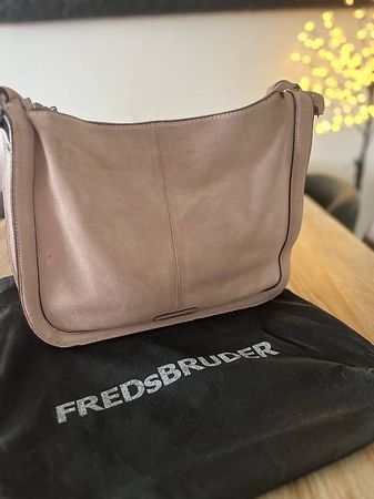Handtasche