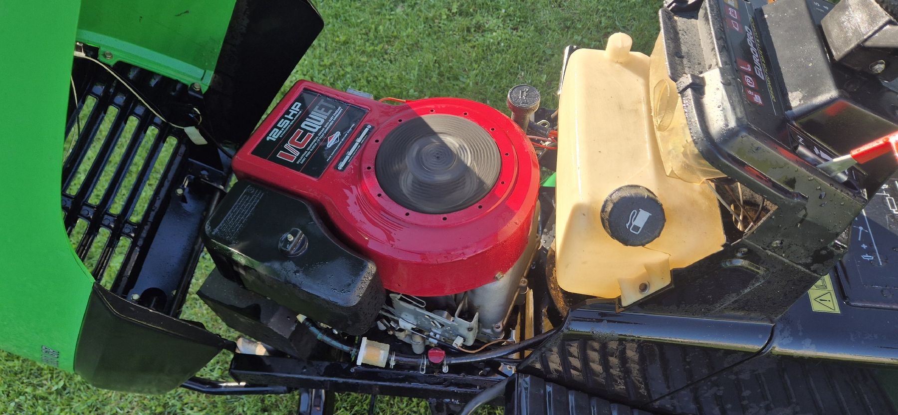 Tagliaerba: Rasentraktor John Deere 1238 GR – Usato da Grenchen venduto da Heja1604 3