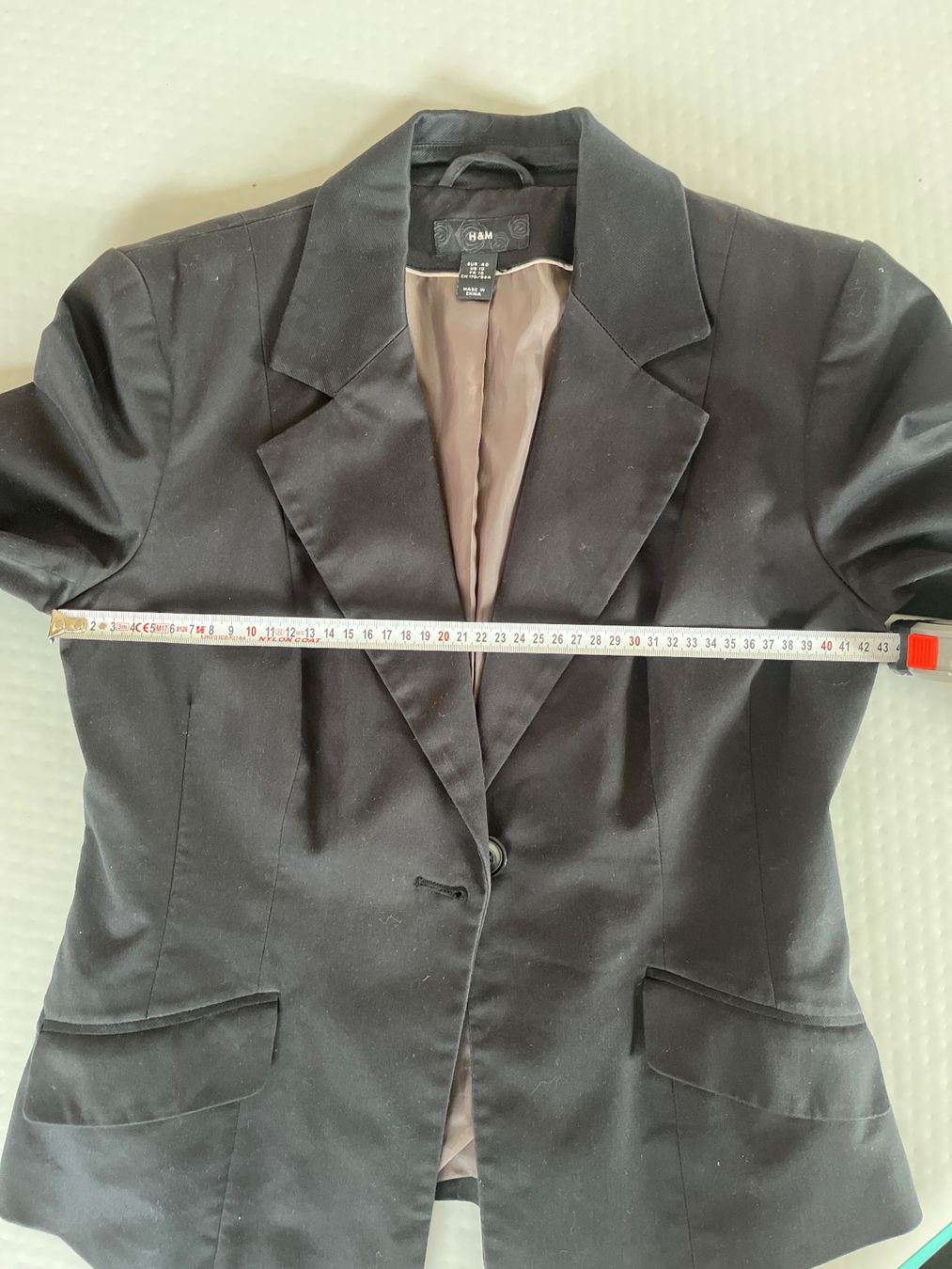 H&M Jacken: Schwarzer Blazer, Grösse 40, H&M – Gebraucht aus Solothurn von Bobesch08 3