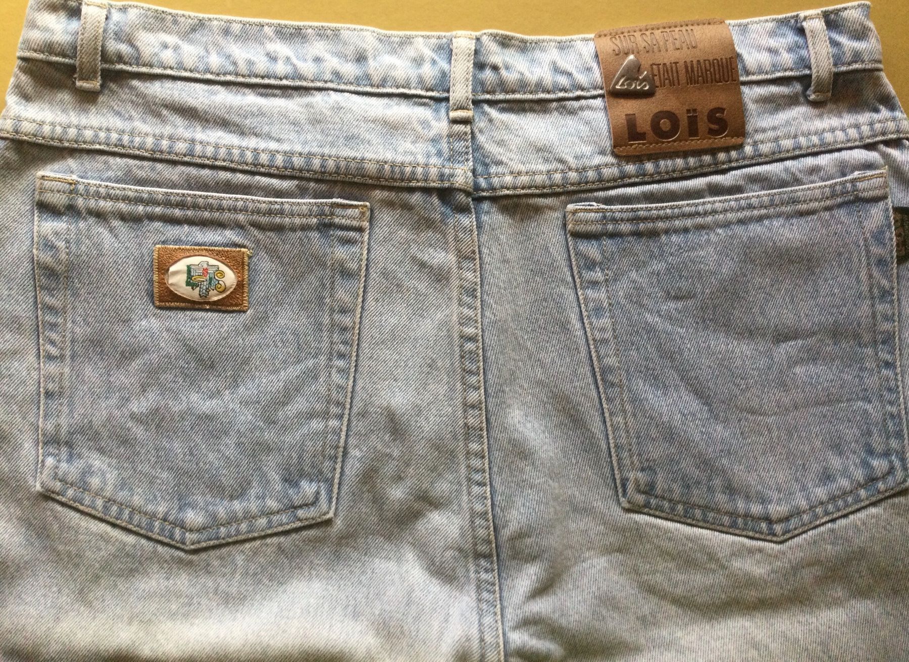 Jeans: Jeans Lois hellblau grösse 38 – Usato da Ulisbach venduto da sasha6