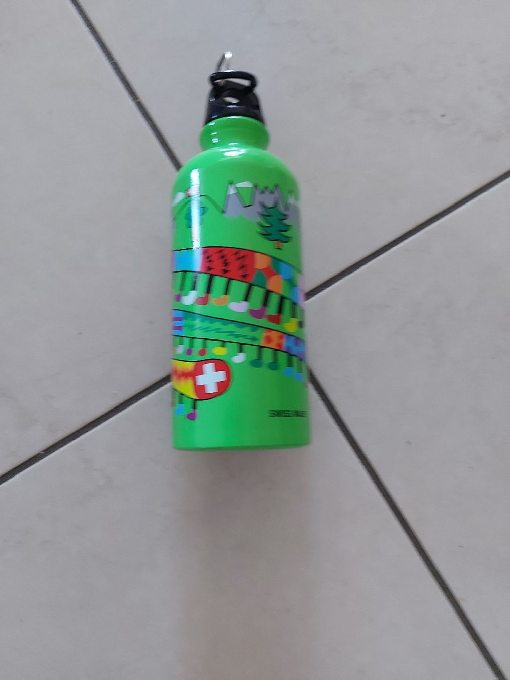 Sigg Trinkflaschen & Thermosflaschen: Bouteille SIGG 0.4L , neuve BPA Fre – Neu (gemäss Beschreibung) aus Bulle von momy 1