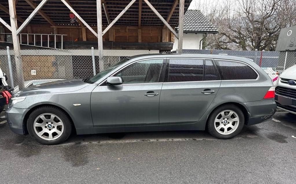 BMW Automobili: BMW 523I – Difettoso da Gals venduto da aya_p7pd 2