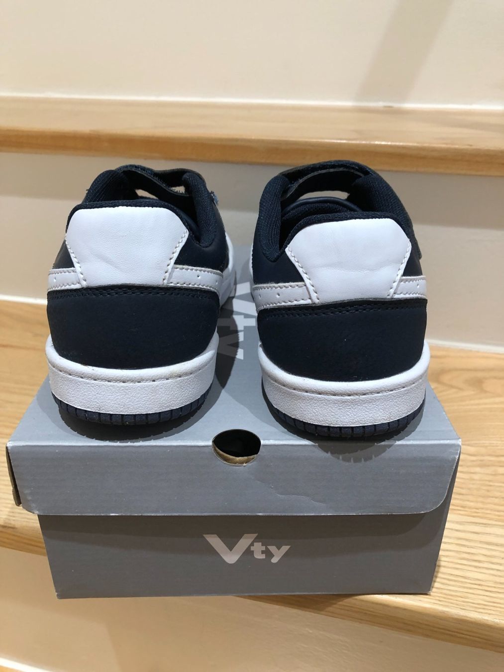 Victory Chaussures garçon: Victory / Vty Sneaker - Jungen Gr. 35 – D'occasion à Bonstetten par Magnum2 3