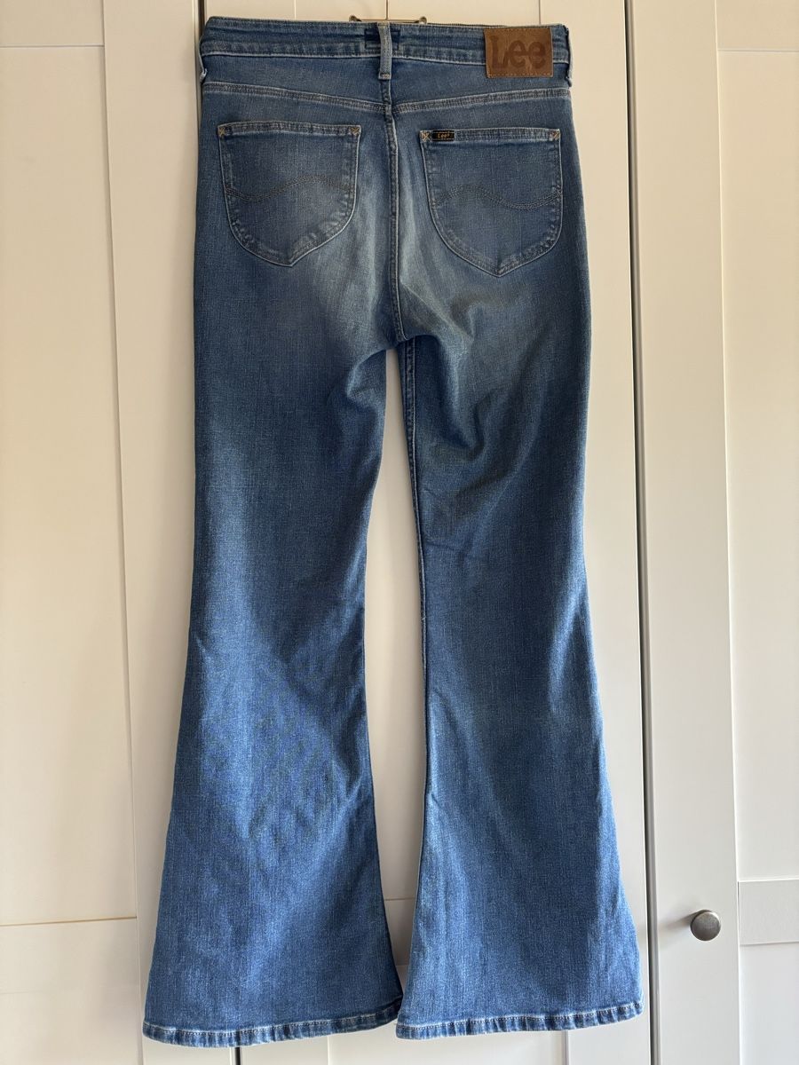 Lee Jeans: Lee, Jeans, boot cut, W28 L29 – Nuovo (secondo la descrizione) da Seftigen venduto da nadiineee 2