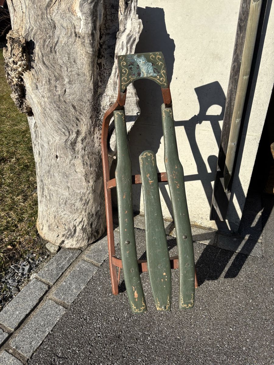Luge: Schlitten alt antik – D'occasion à Maur par sorglos68