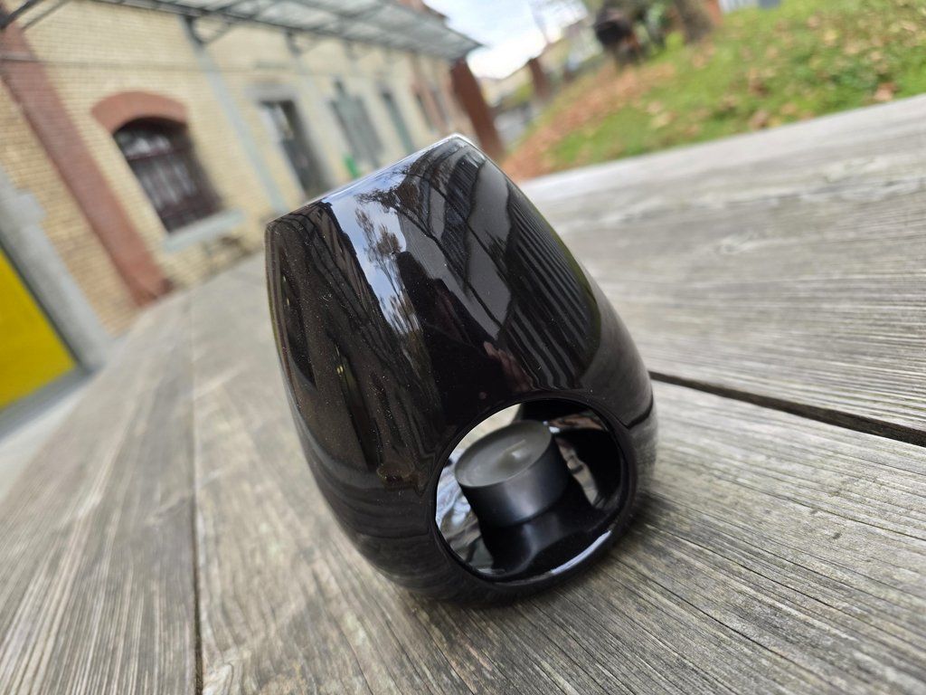 Diffusori di oli essenziali: Keramik: Schwarze Duftlampe, Aromalicht – Nuovo e nell'imballaggio originale da Romanshorn venduto da Rachacha 1
