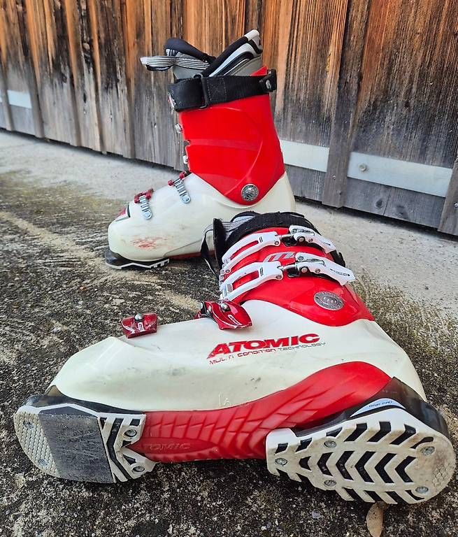 Atomic Sci: Atomic Race Skischuh, ca. Gr. 40-41 – Usato da Bremgarten b. Bern venduto da Athinaa 1