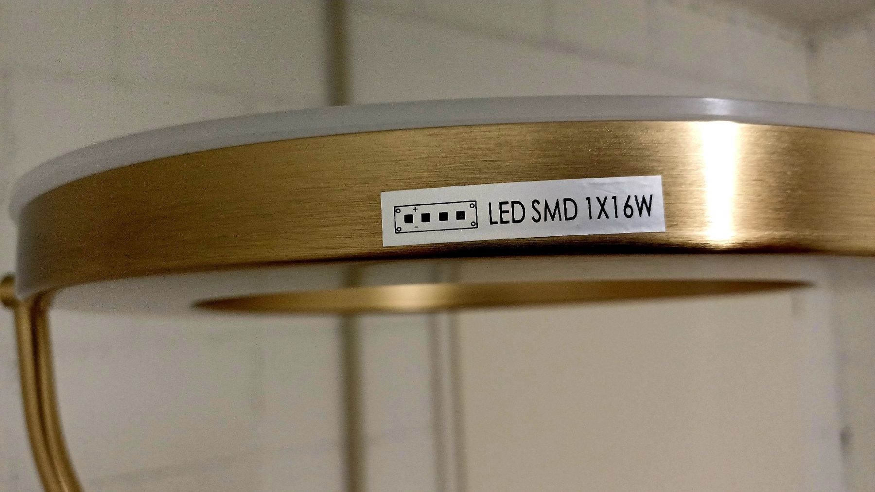 Lampade: Stehlampe Gold Neuwertig – Nuovo (secondo la descrizione) da Sissach venduto da egdluegesdl 5