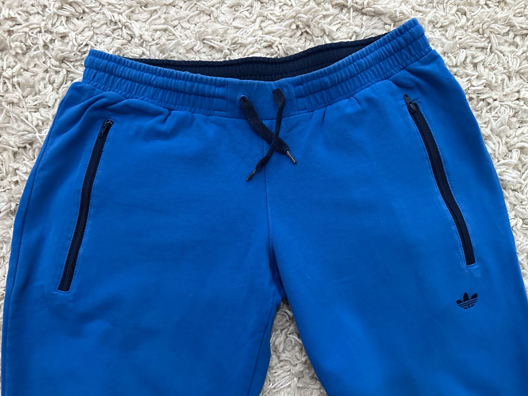 Adidas Pantaloni: Adidas Hose Gr.38 – Usato da Bern venduto da BrandVilla 2