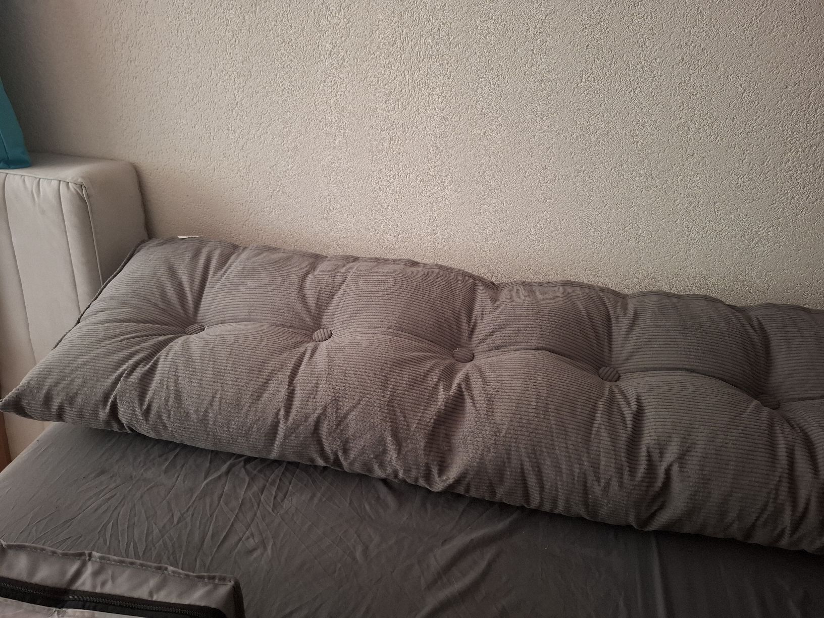 Kissen: coussin – Neu (gemäss Beschreibung) aus Farvagny-le-Grand von Vala