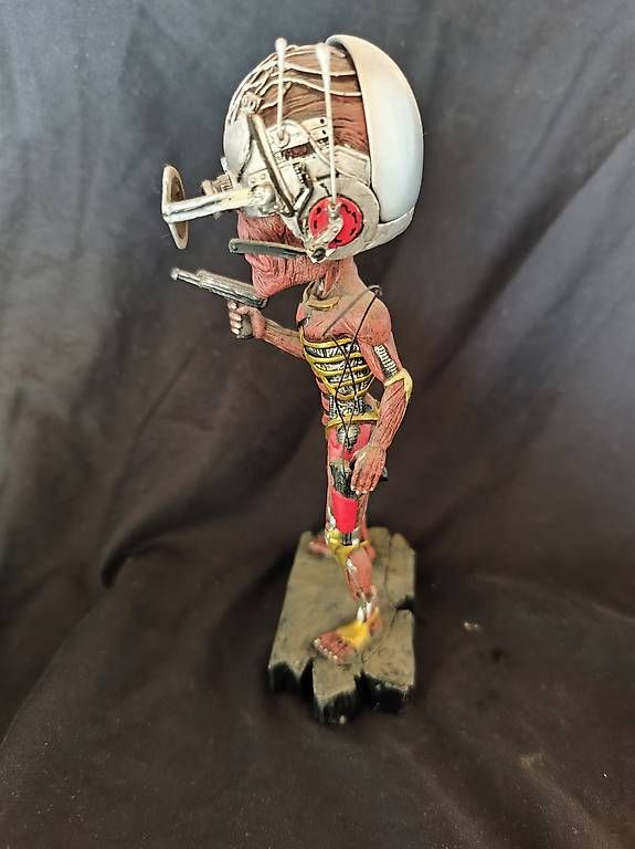 Neca Statuette: NECA Somewhere in time Wackelkop, Sammelfigur – Usato da Stetten AG venduto da butcher_phil 3