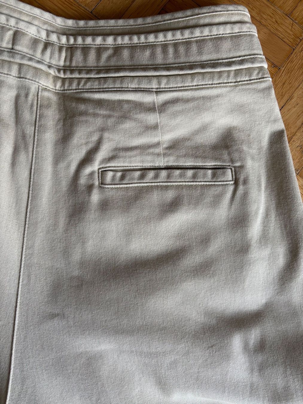 Benetton Hosen: Pantalon Benetton T38 – Neu und originalverpackt aus Lausanne von Aylinou 2