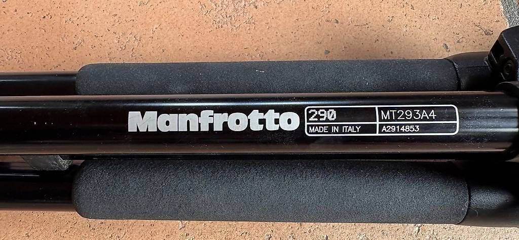 Manfrotto Trépieds & Accessoires: Dreibein-Stativ – D'occasion à Zollikon par Tagisonne 3