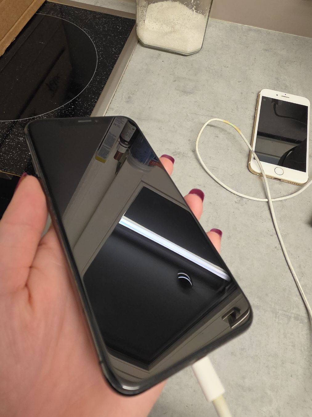 Apple Telefoni cellulari / Smartphones: IPhone X | Space Grau | 64GB | 81% – Usato da St. Margrethen SG venduto da Elleiseverywhere 1