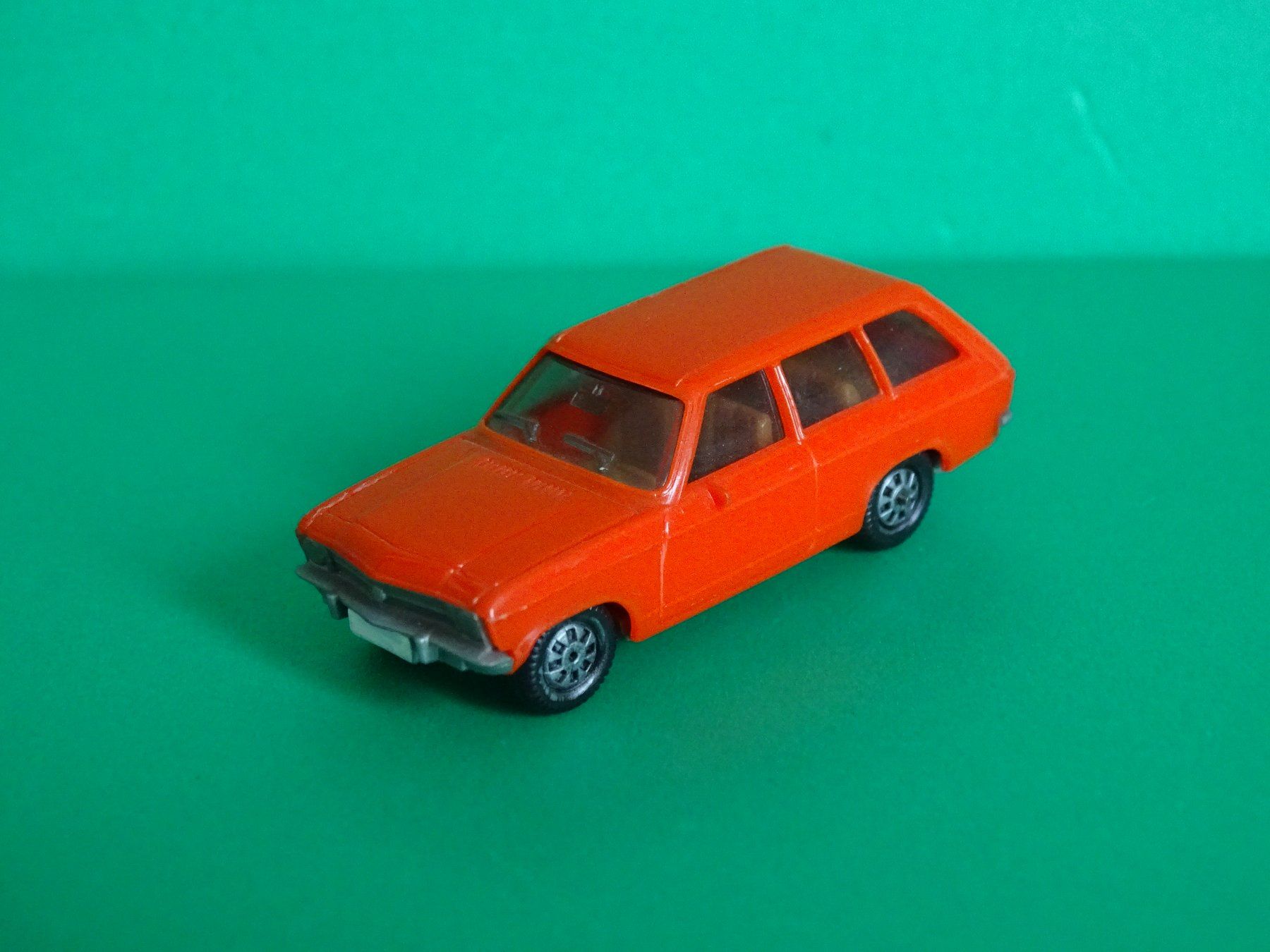 Herpa Modellini d'auto: Opel Ascona von Herpa 1/87 – Usato da Bretzwil venduto da Meex