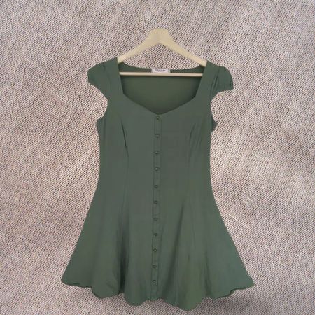 NAF NAF Robe Courte Boutonnée Vert Kaki T40 - Très Bon État