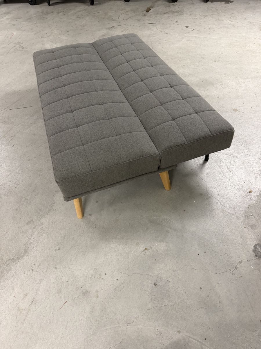 Sofas: Schlafcouch – Gebraucht aus Spreitenbach von mar_mmy5 1