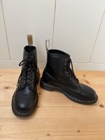 Dr. Martens Vegan 1460 Boots – Schwarz – Grösse 41