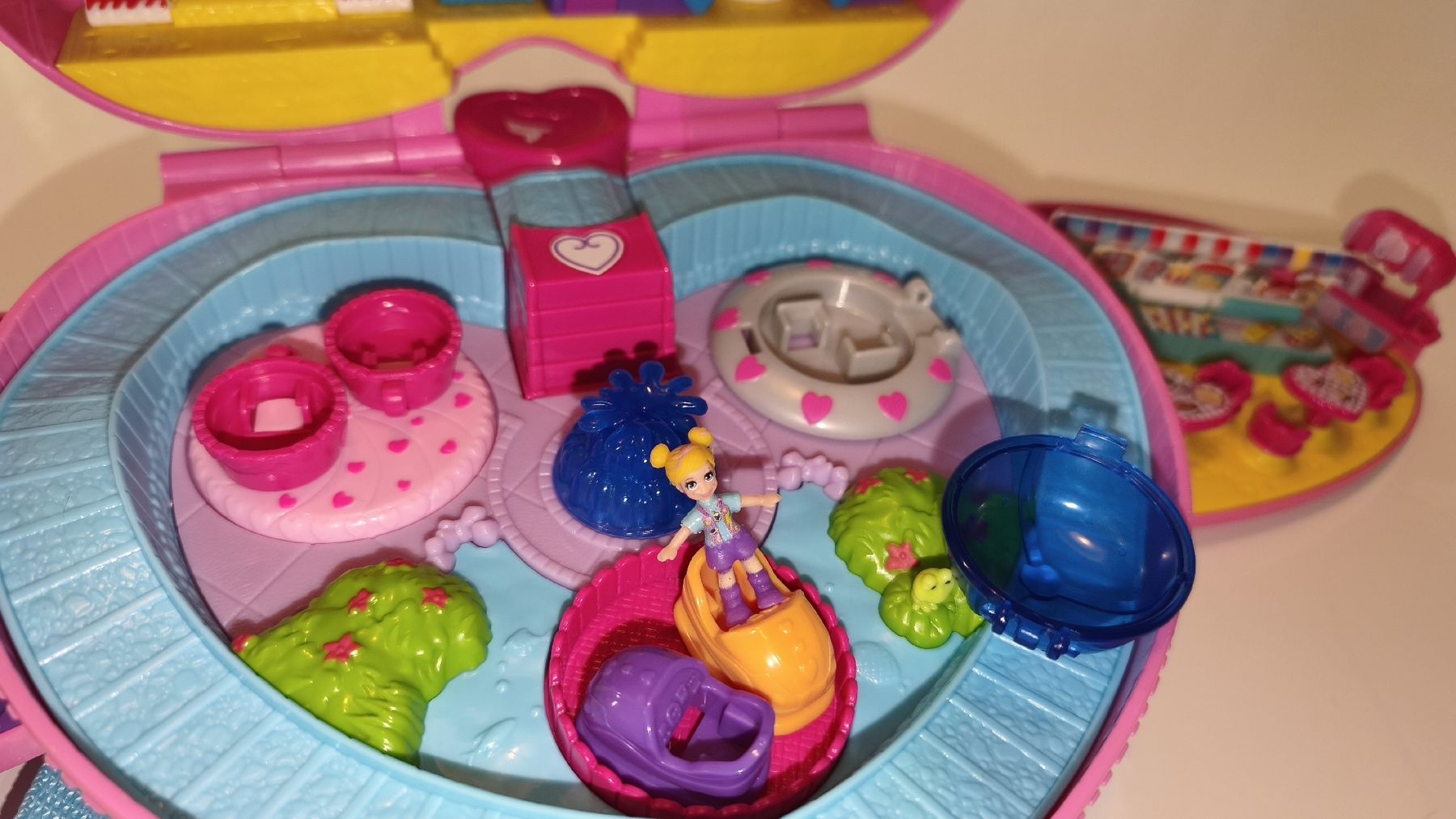 Polly Pocket Giocattoli: Polly Pocket Schatulle Freizeitpark Rucksack – Usato da Uster venduto da Vega56 5