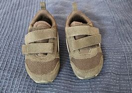 Baskets Puma bébé garçon taille 22 neuves