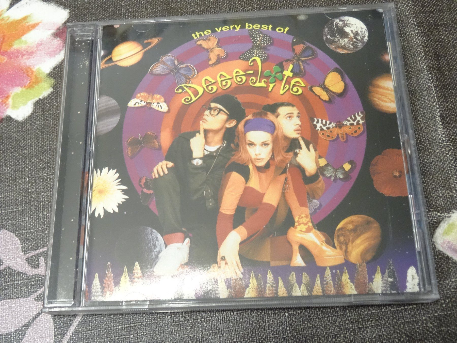 CD: Deee-Lite - The Very best of CD – Usato da Olten venduto da Disc-Ausverkauf